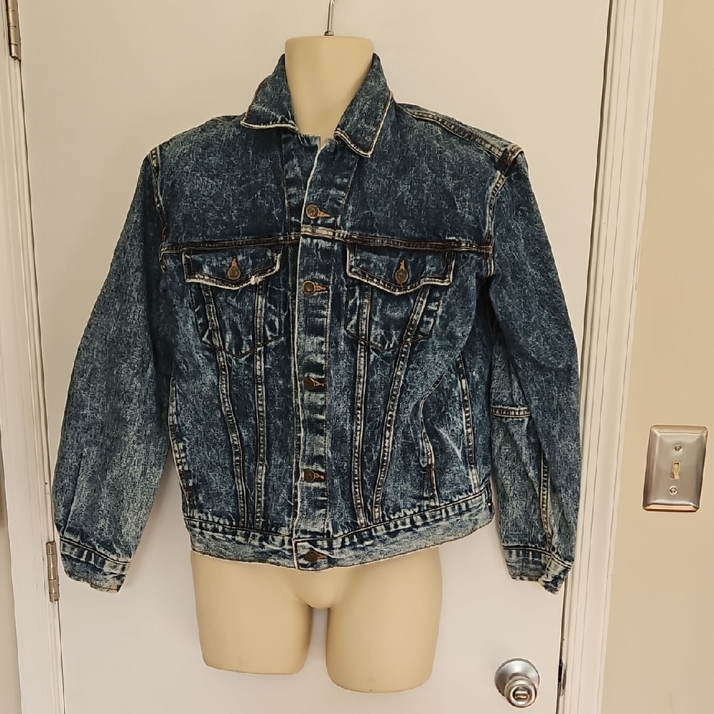 Vintage Guess Distressed Denim Jacket Size L